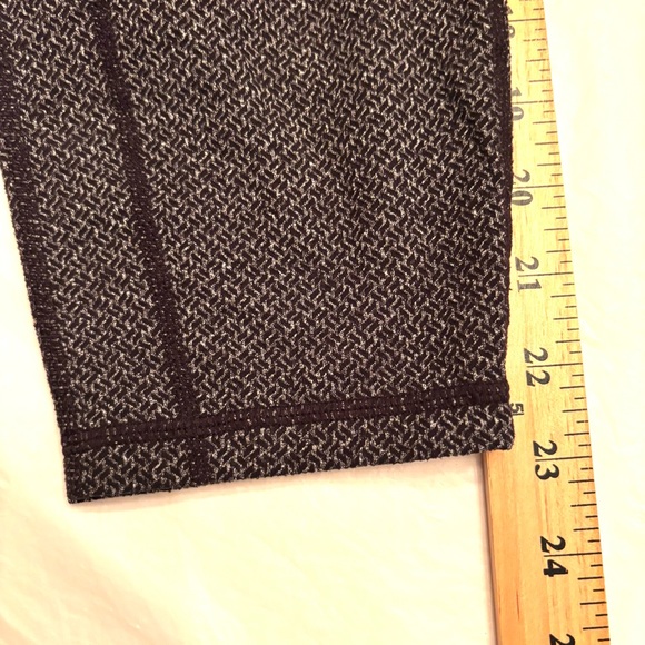 NWOT Athleta leggings crop Naylon blend black gray SZ L - Picture 8 of 10